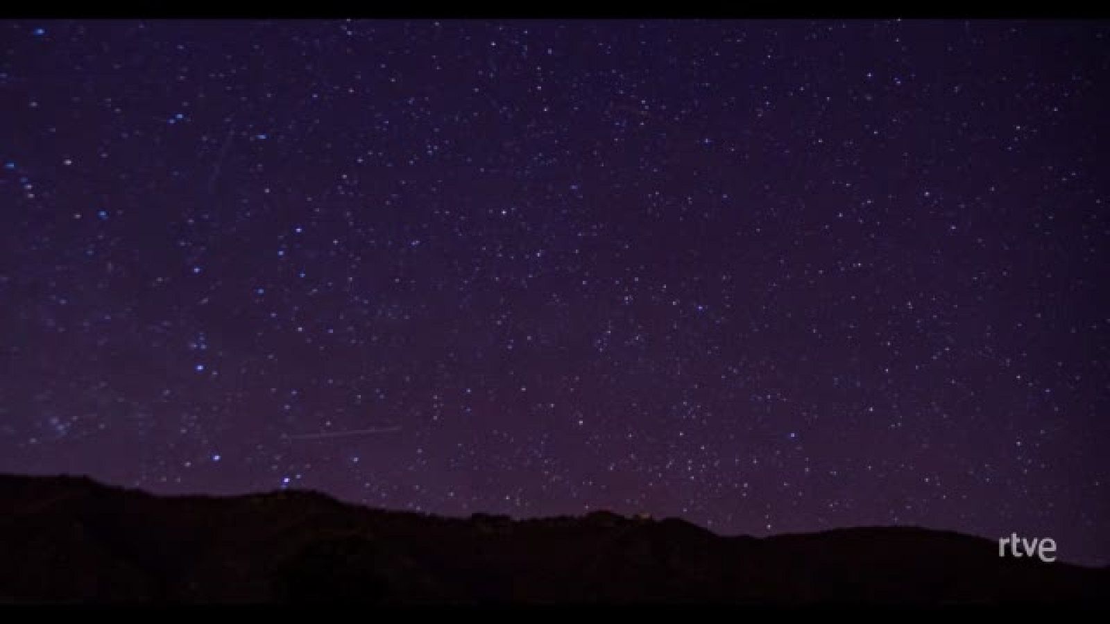 Timelapse de la pluja d'estels dels Gemínids (Carme Molist | Sant Pere de Torelló) | Ver