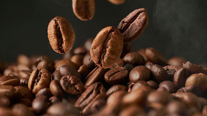 La hora de La 1 - El café ha doblado su precio, en España consumimos una media de cuatro tazas al día de esta bebida