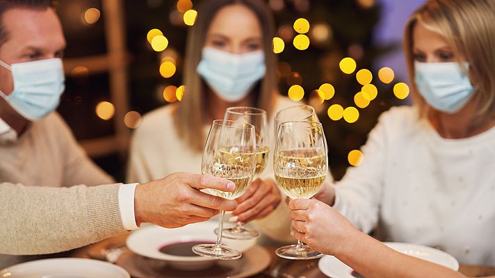 Telediario 1 - Los hosteleros confían en celebrar el 70 % de las cenas de Navidad pese al miedo a la COVID