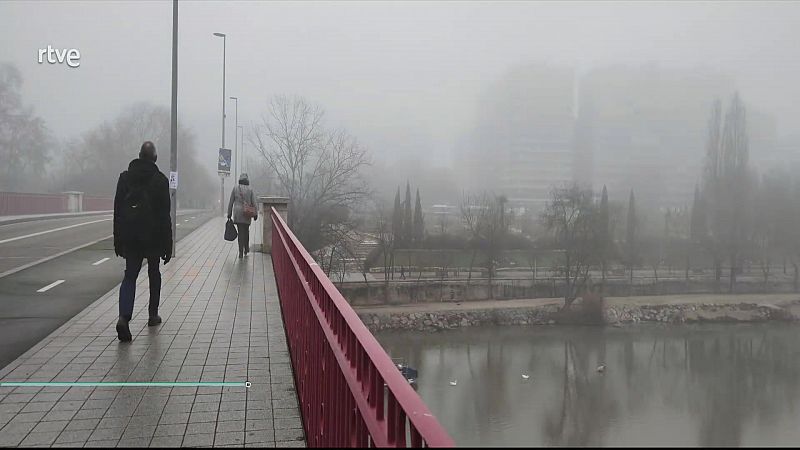 Nieblas extensas y persistentes en el valle del Ebro y La Mancha - ver ahora