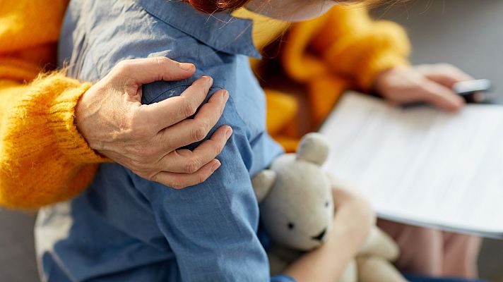 Telediario 2 - Crecen los trastornos alimentarios en niños y adolescentes