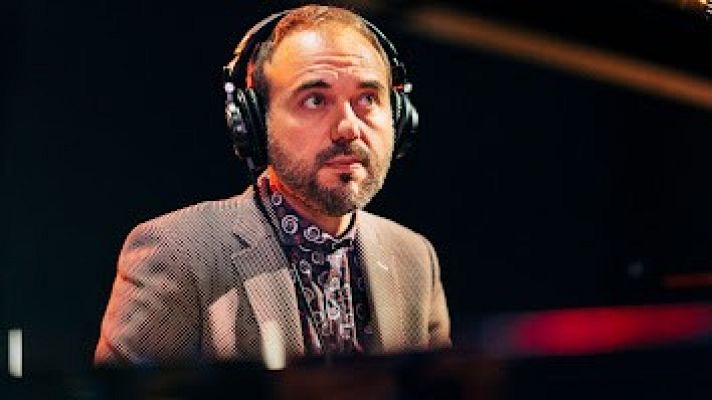 Actuación en directo de Moisés P. Sánchez - ver ahora