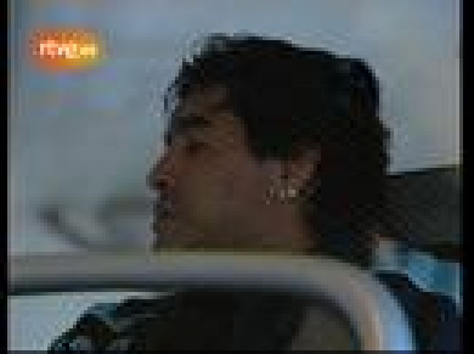 Maradona se queda 'mudo' | Ver