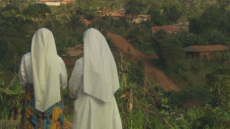 Pueblo de Dios - Los pilares de Dschang - ver ahora