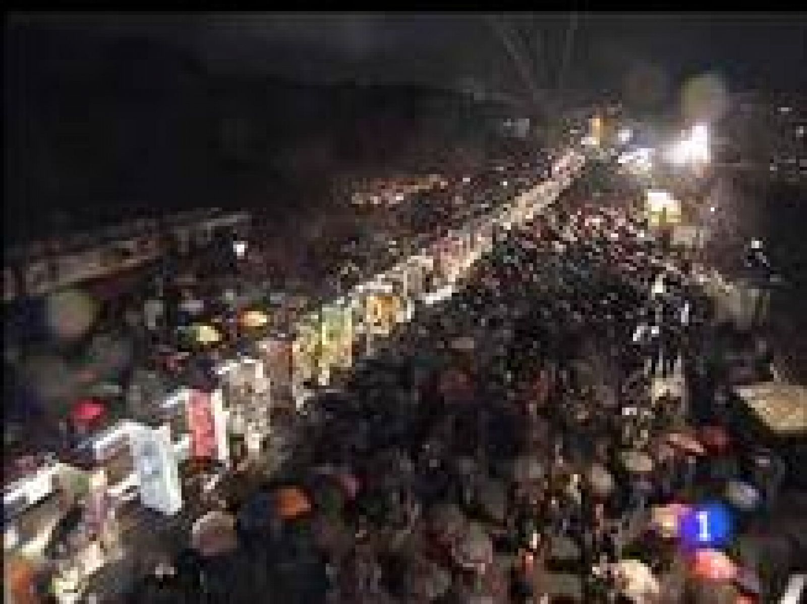  Los principales líderes internacionales han pronunciado sus discursos frente a la Puerta de Brandemburgo en Berlín. Todos han coincido en la importancia de la caída del Muro.