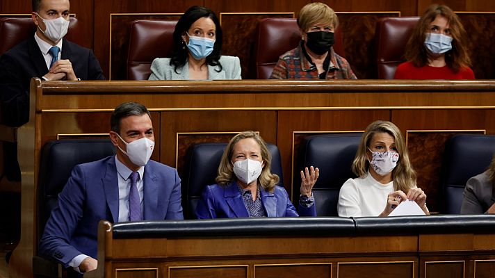 Informativo 24h - Sánchez defiende a Calviño y asegura que fue Casado el que perdió "el respeto y la educación" en el Congreso