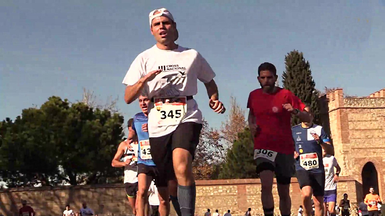 Cross - Aniversario Patrimonio Mundial de Alcalá - ver ahora