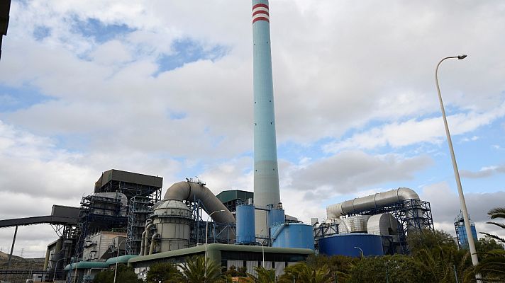 Telediario 2 - Adiós al carbón: la central de Carboneras se apaga tras 40 años