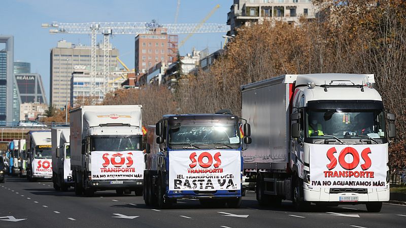 Acuerdo entre el Gobierno y transportistas para desconvocar la huelga
