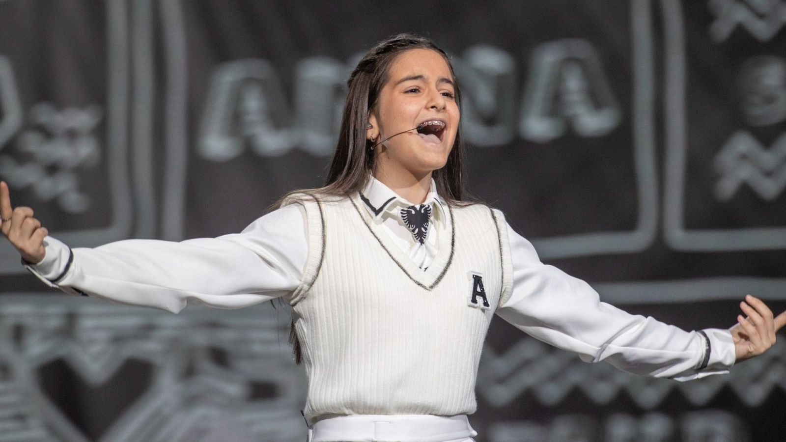 Eurovisión Junior 2021: Anna Gjebrea (Albania) interpreta "Stand By You"