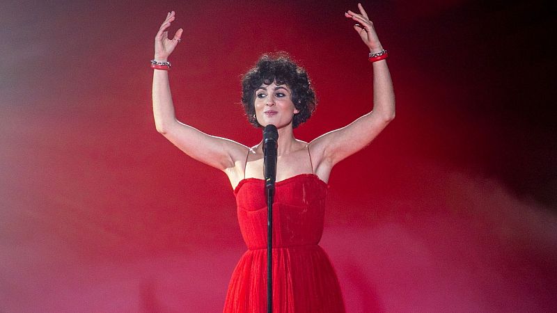 Eurovisin Junior 2021: Barbara Pravi interpreta "Voil"