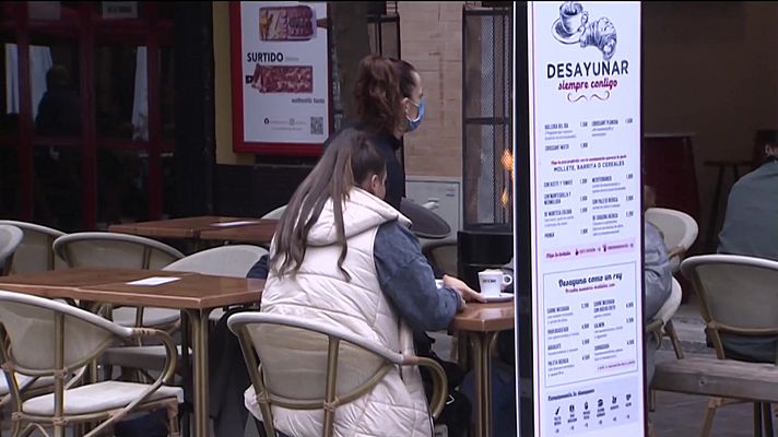 Noticias Andalucía - El pasaporte COVID, obligatorio desde hoy en Andalucía