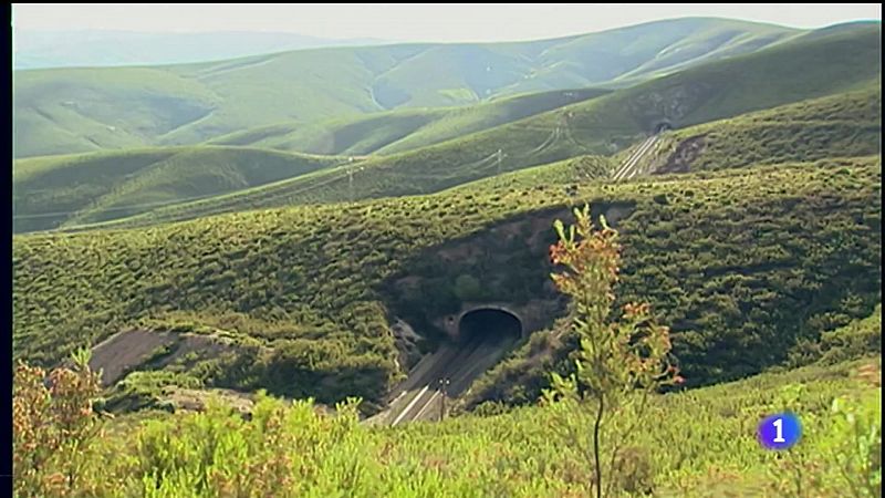 Chega o AVE a Ourense, logo de 16 anos de obras e un investimento de 10.000 millns