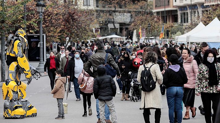 COVID-19: Cruce de críticas y propuestas antes de Navidad