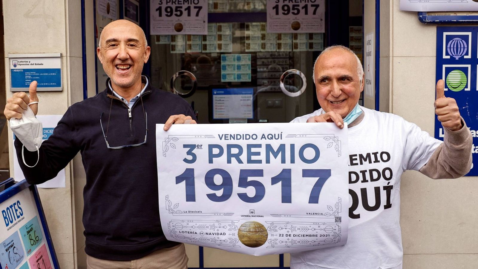 El tercer premio de la Lotería de Navidad, el 19.517, riega de millones Valencia, Barcelona, Almería y Badajoz
