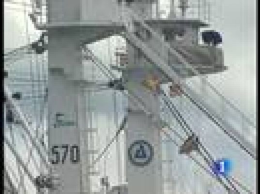  - Fragata Canarias llega a Seychelles