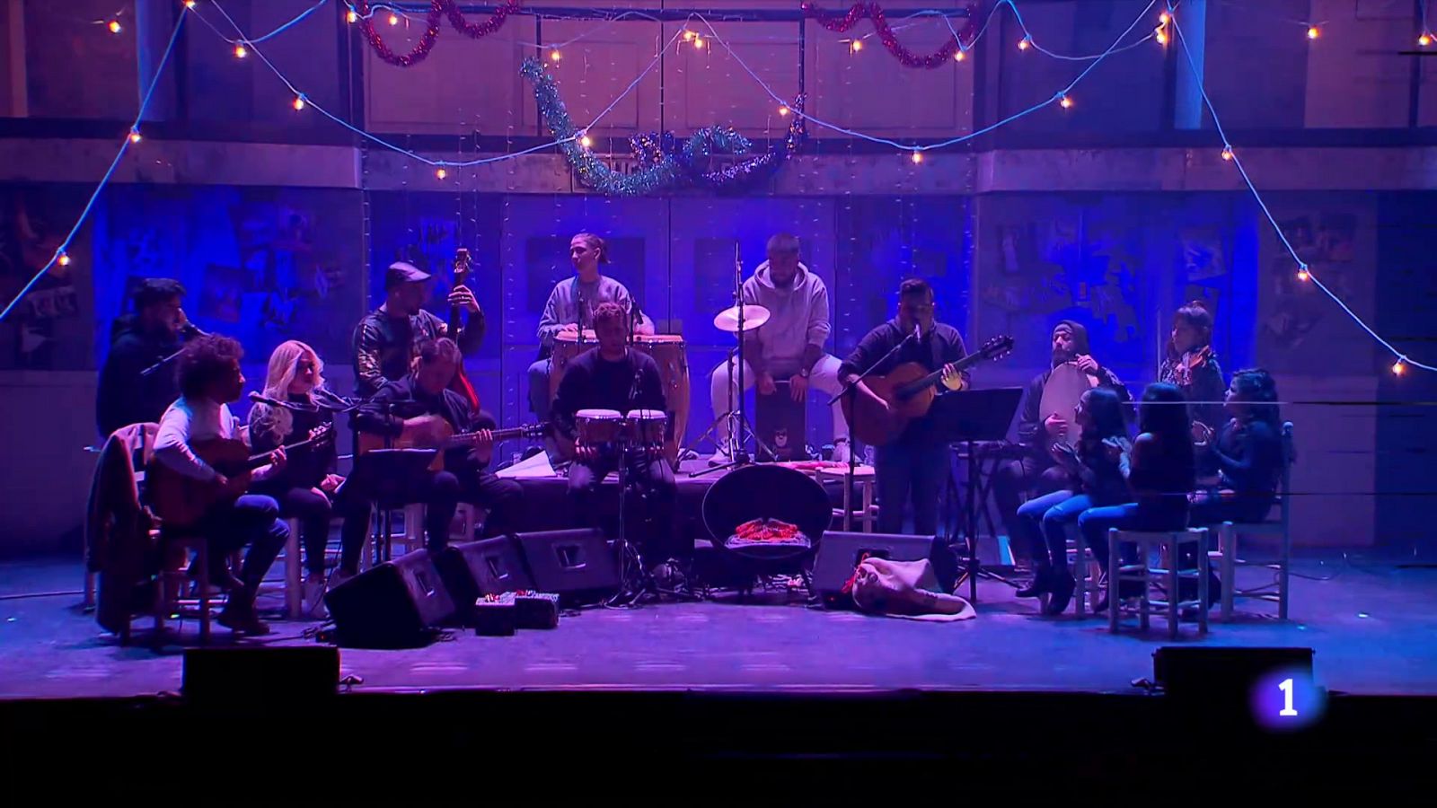 Sabor de Gracia: otro ritmo para la Navidad con villancicos rumberos -- Ver ahora