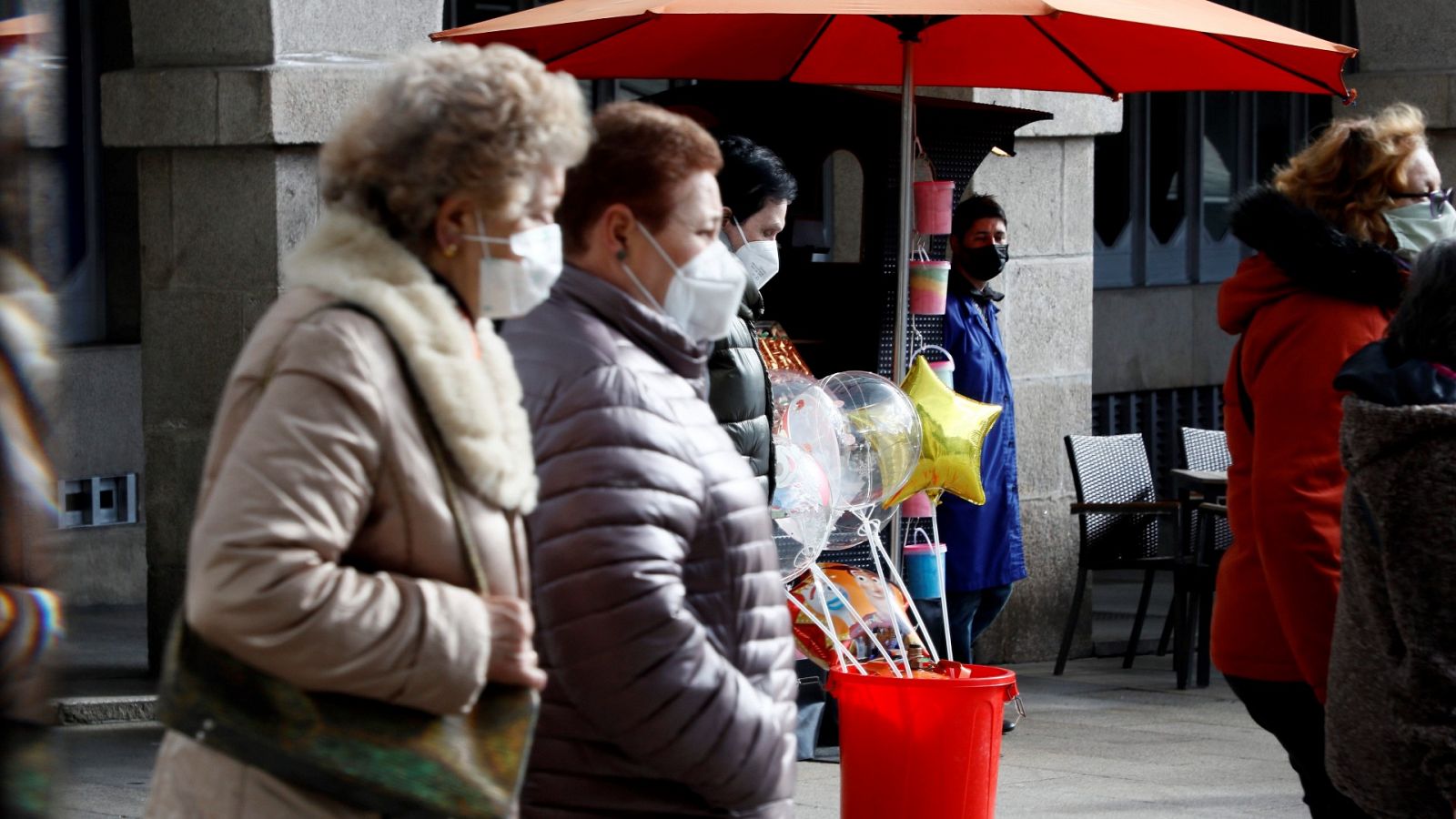 Bassat, sobre la mascarilla en exteriores: "Tendrá un impacto pequeño porque la transmisión es en interiores"