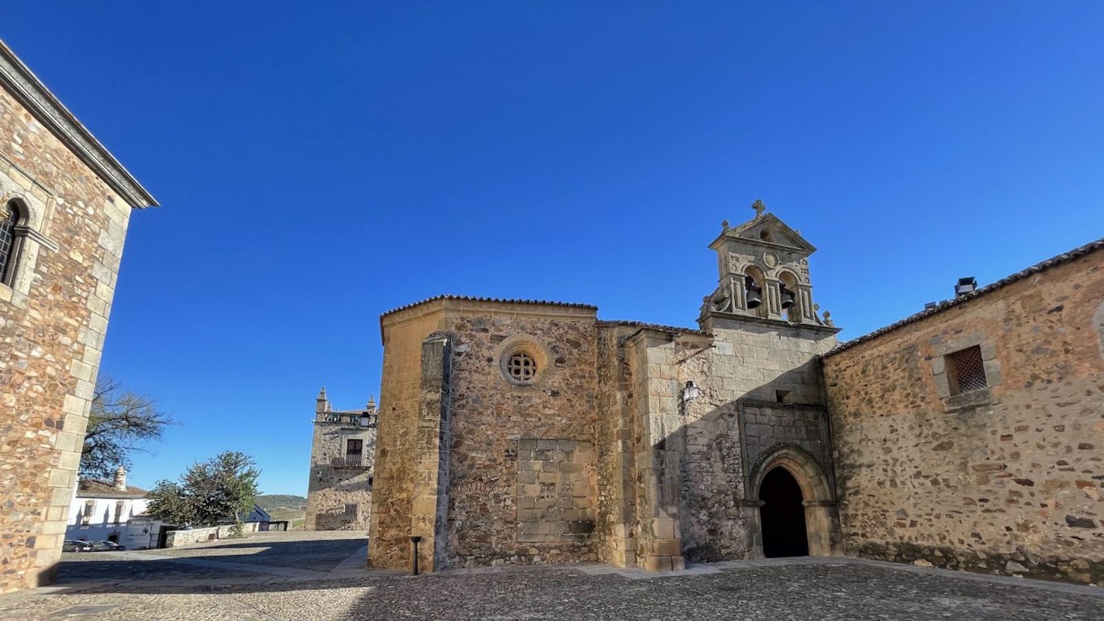 Pueblo de Dios - Las honduras de Cáceres