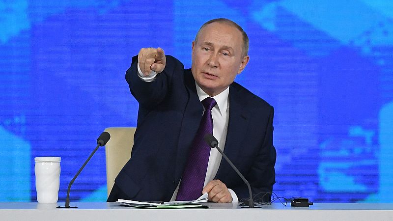 Putin insiste en que no planea invadir Ucrania en su balance del año
