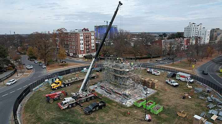 La ciudad de Charlottesville, Estados Unidos, retira la estatua del general confederado Robert Lee