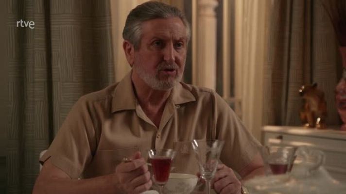 Dos vidas - Francisco invita a Patricia a vivir en su casa de nuevo