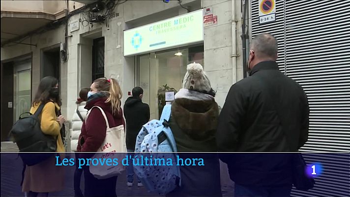 L'Informatiu - Fer-se una prova PCR o test, missió impossible