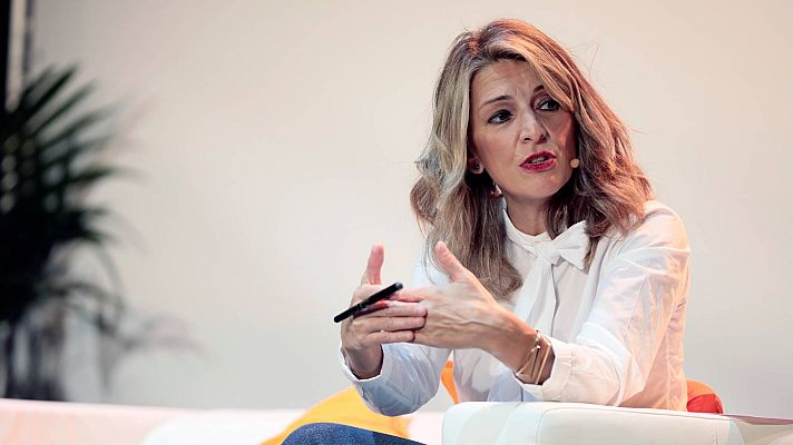 Telediario 1 - Díaz defiende que la reforma laboral "gana derechos para los trabajadores" y ve "difícil" que se rechace