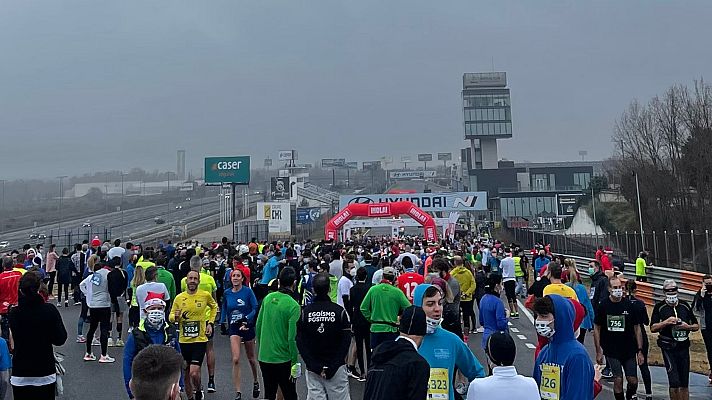 Telediario 1 - Tradicional carrera homenaje y solidaria en el Jarama