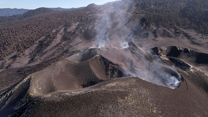 Telediario Fin de Semana - Termina la erupción del volcán de La Palma