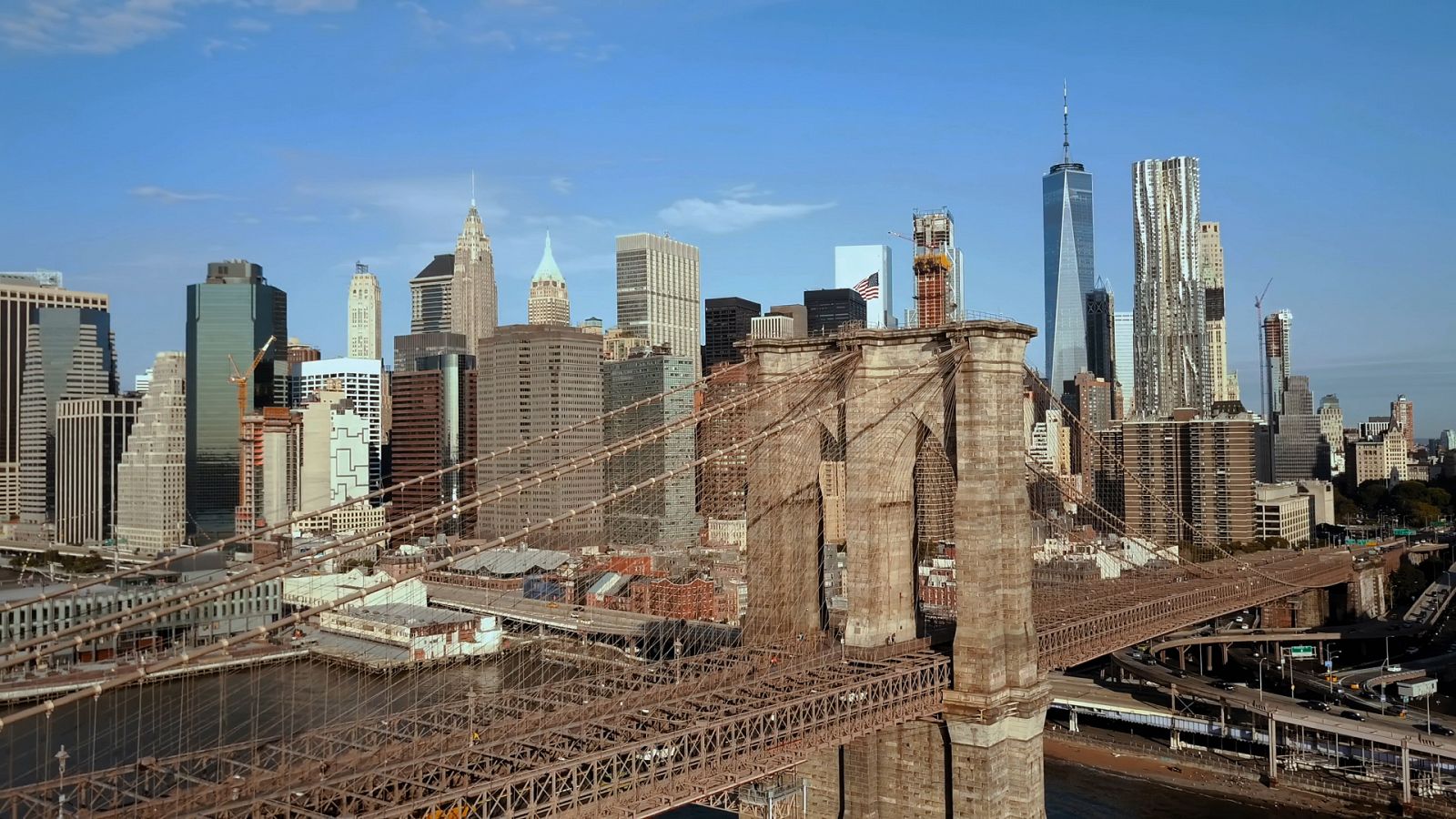 ¿Cómo lo haríamos hoy? - El puente de Brooklyn - Documental en RTVE