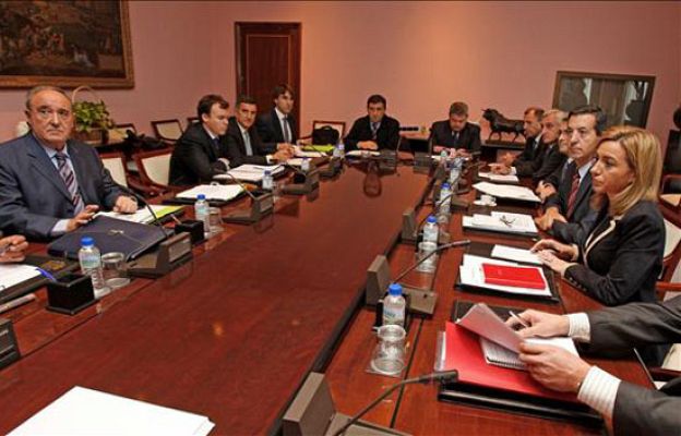  - A la espera de agentes de seguridad