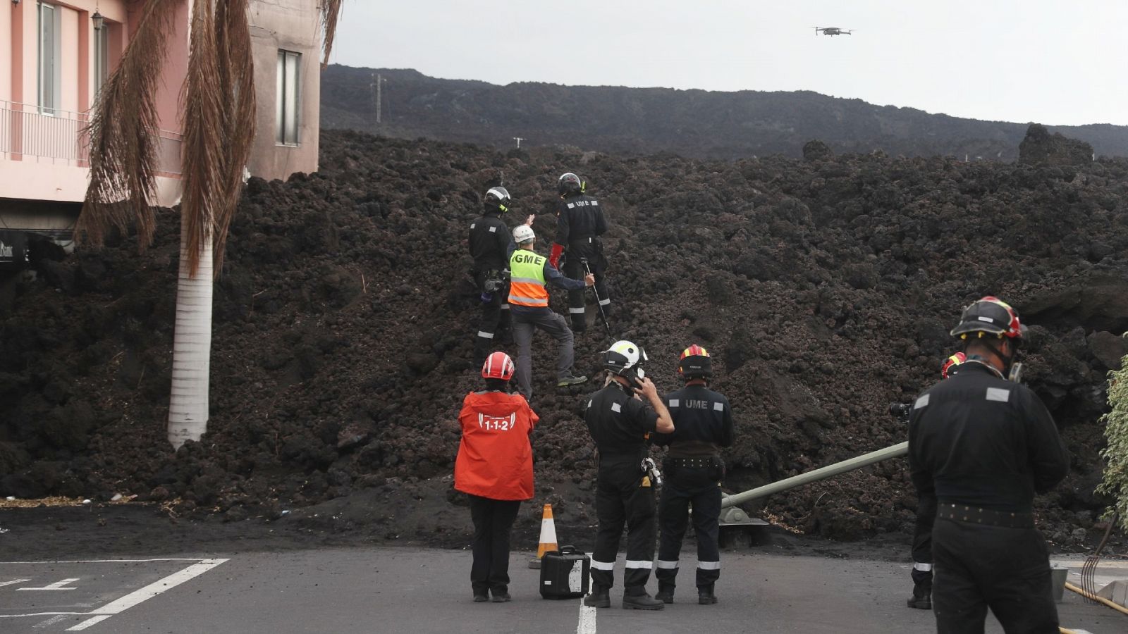 Comienza la retirada de lava en el núcleo urbano de La Laguna