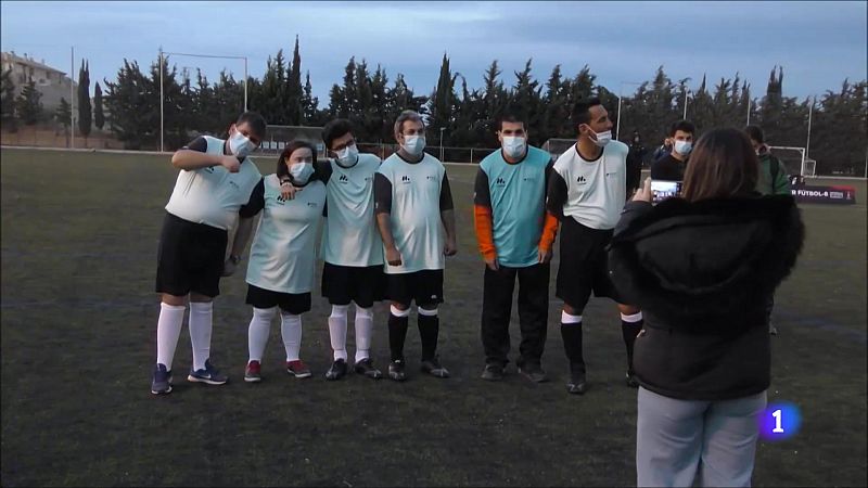 Murcia organiza la primera liga de fútbol inclusivo para personas con discapacidad intelectual -- Ver ahora