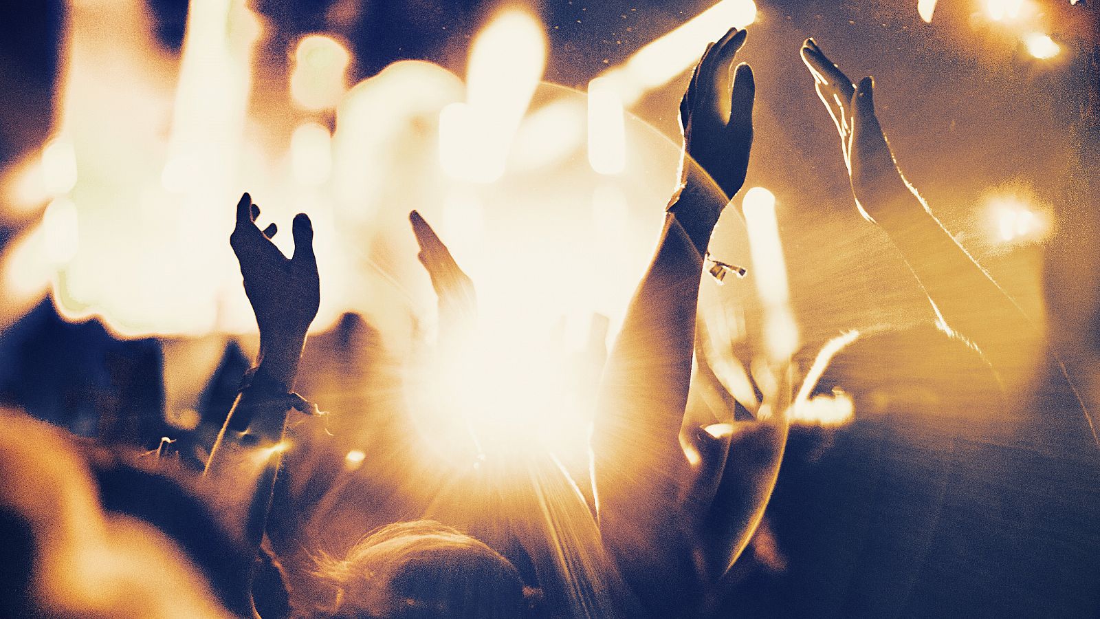 Nochevieja con restricciones, aunque no en las discotecas | Ver