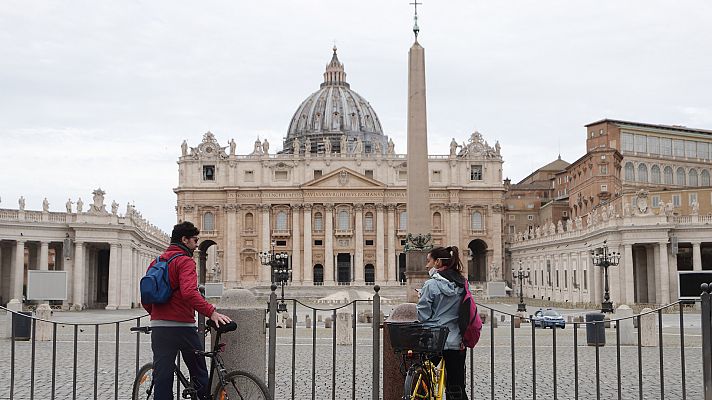 De vivir en la calle a convertirse en pintor del Vaticano