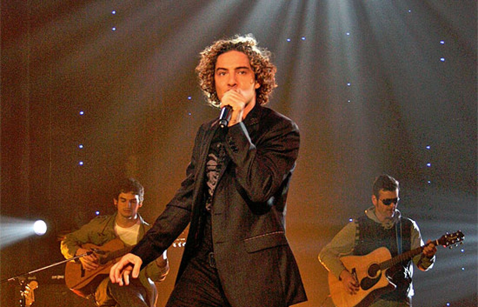 Disco del año 2009 - David Bisbal - Esclavo de sus besos - Disco del año 2009 | Ver