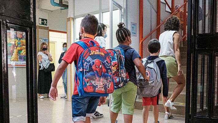 Preocupación por la vuelta al cole: las familias piden clases presenciales y seguras