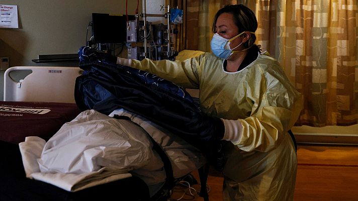 Telediario 1 - Tres millones y medio de personas han muerto con COVID en todo el mundo este 2021