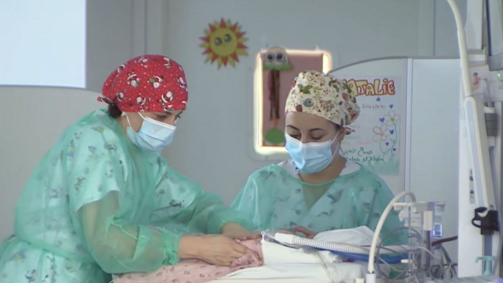 Los hospitales, agotados por la pandemia pero también celebrarán el día de Nochevieja  - Ver ahora