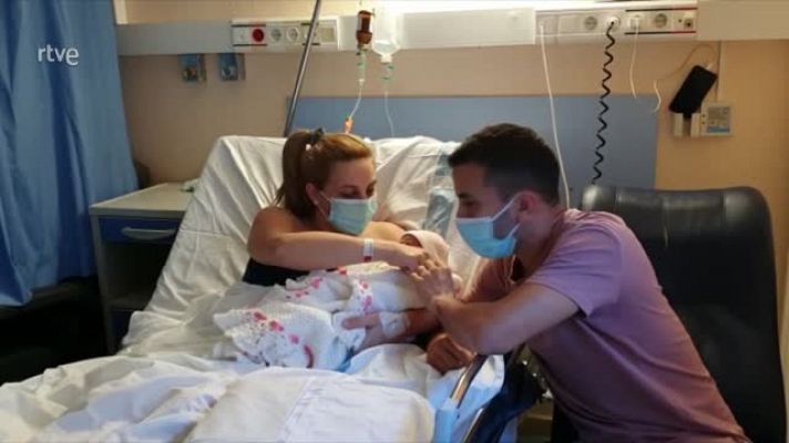 L'Informatiu - La Candela ha estat el primer nadó de l'any a Tarragona