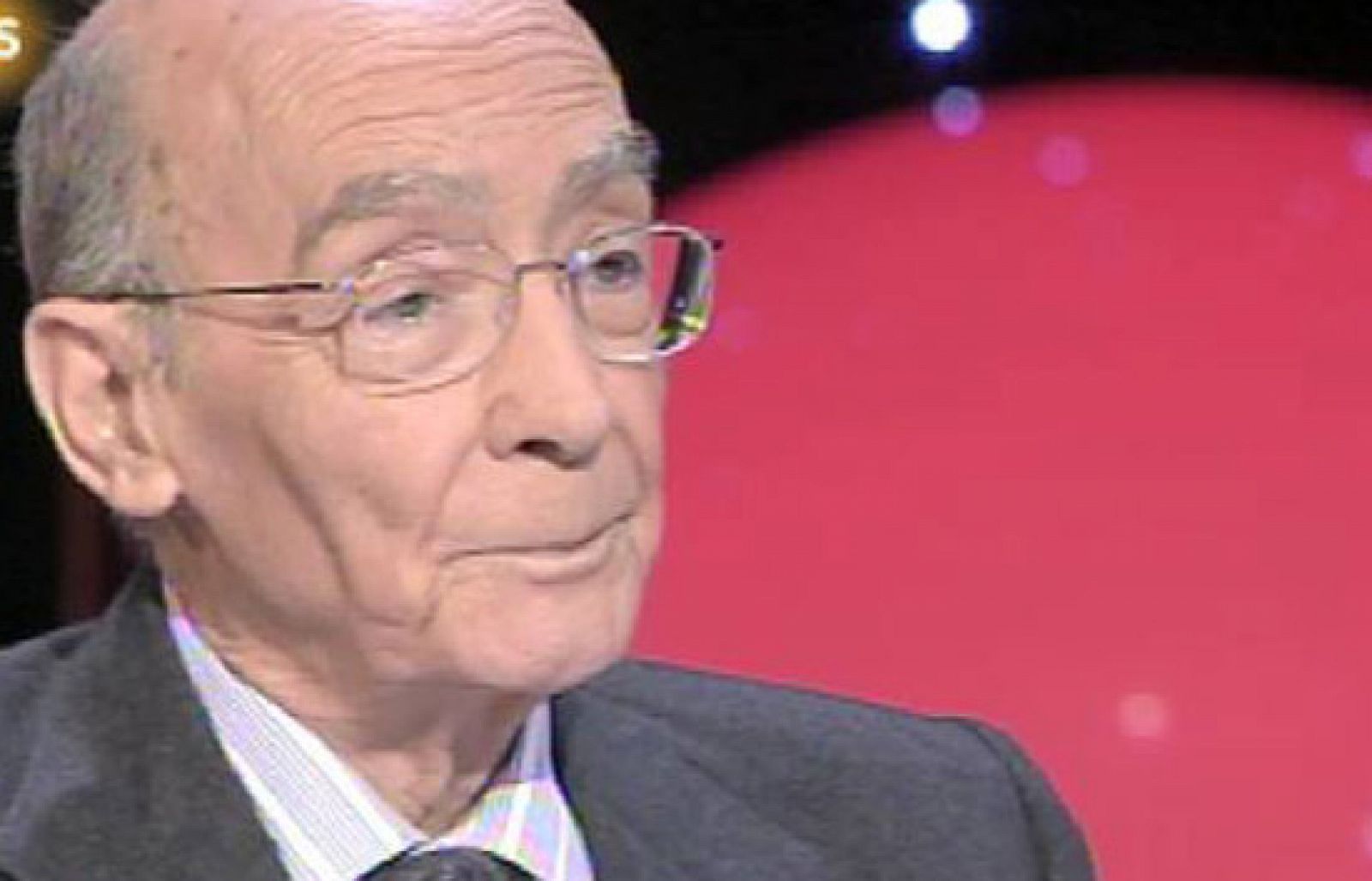 El Nobel José Saramago habla con Juan Ramón Lucas en 'En noches como esta'