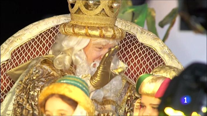 L'Informatiu - Tarragona deixa fora el llançament de caramels per protocol