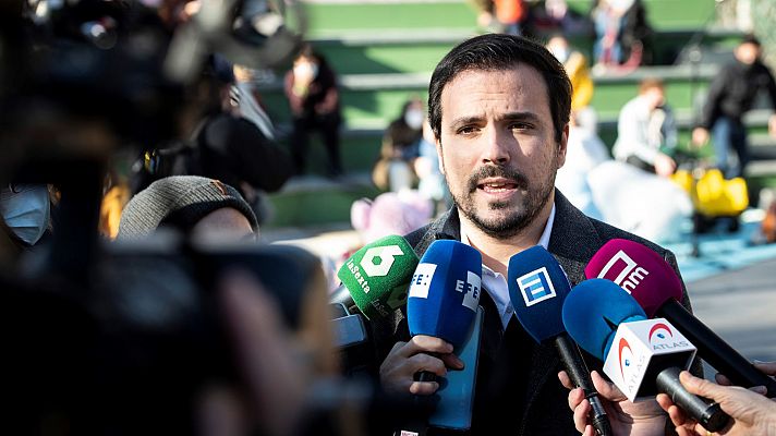 PP, Vox y Cs cargan contra Garzón tras criticar a las macrogranjas en una entrevista