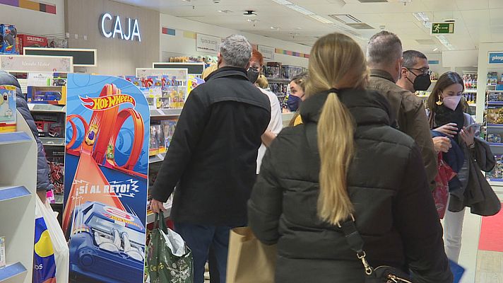 Últimas horas para acabar de comprar los regalos de la Navidad