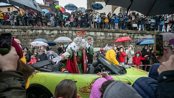 Telediario 1 - Los más pequeños reciben a los Reyes Magos