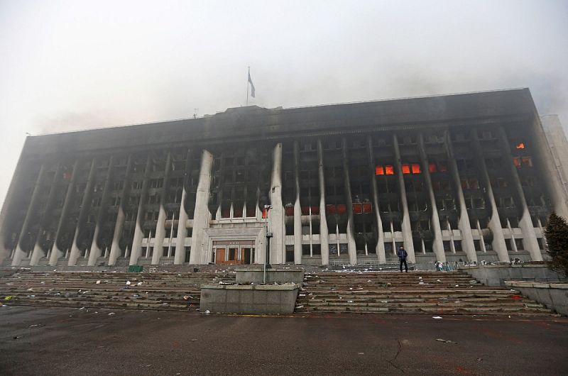 Sube la tensión en Kazajistán por los disturbios contra el Gobierno Sube la tensión en Kazajistán por los disturbios contra el Gobierno
