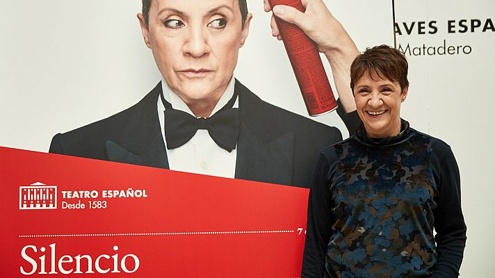 Telediario 1 - Blanca Portillo se sube al escenario del Español para rendir un homenaje al teatro con Silencio