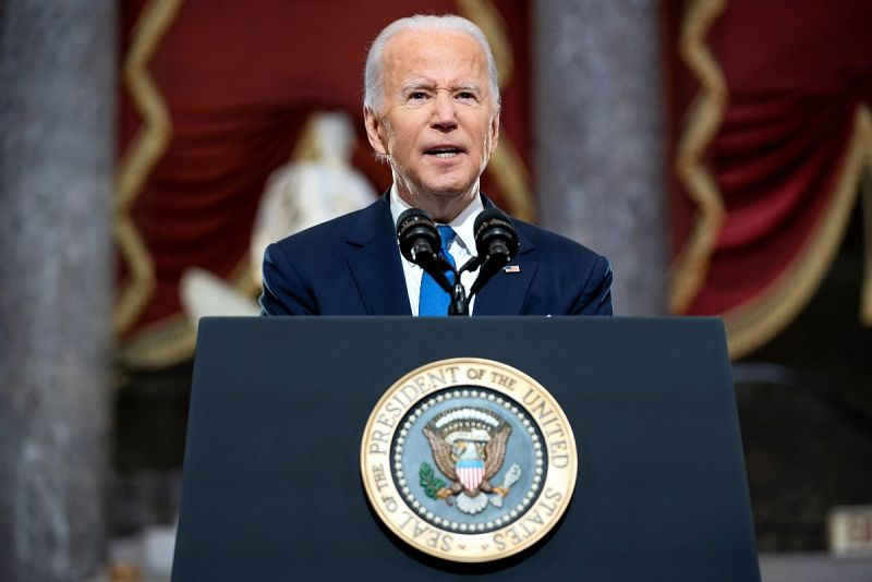 Biden asegura que EE.UU. no puede tolerar la "violencia política" en el aniversario del asalto al Capitolio