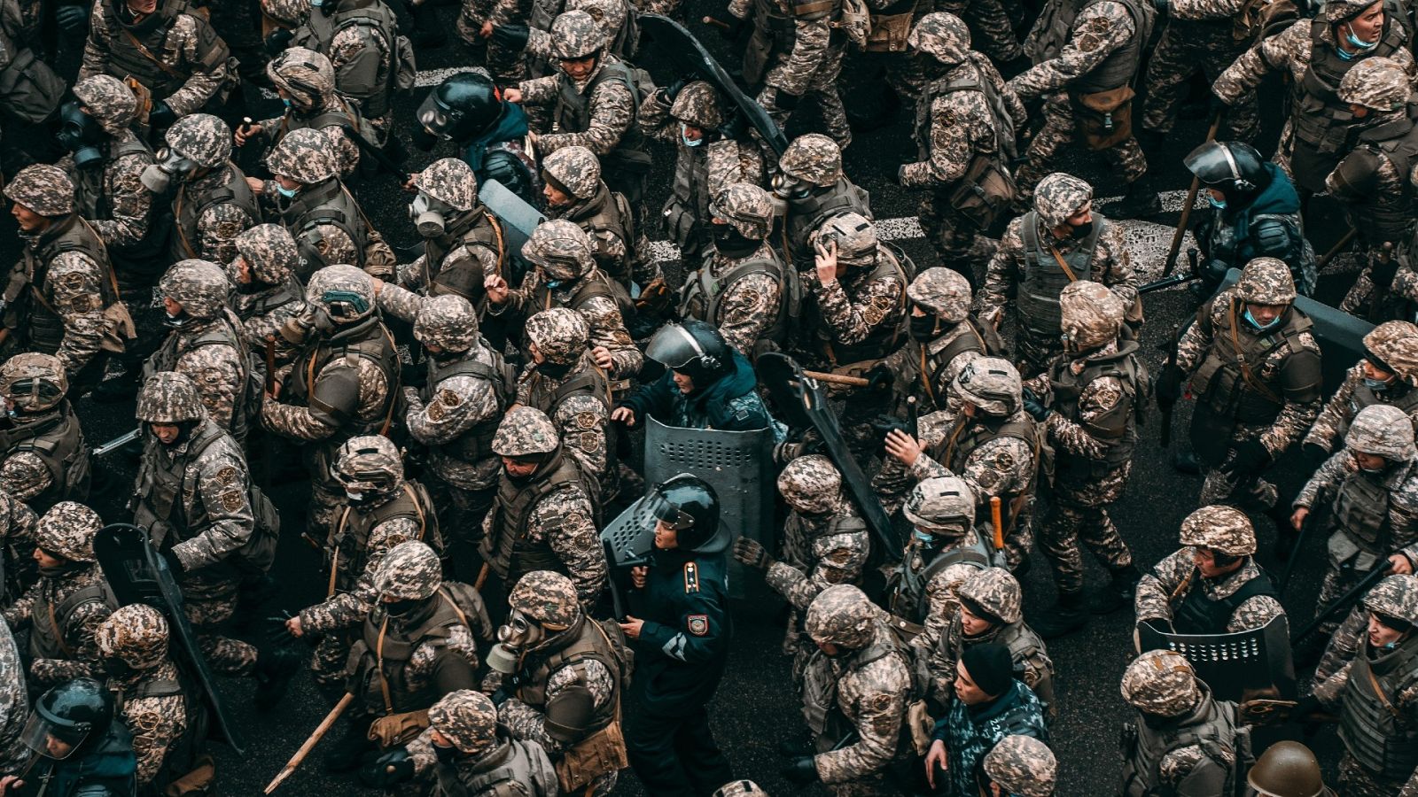 Los militares sofocan las protestas en Kazajistán, segundo productor mundial de criptomonedas 